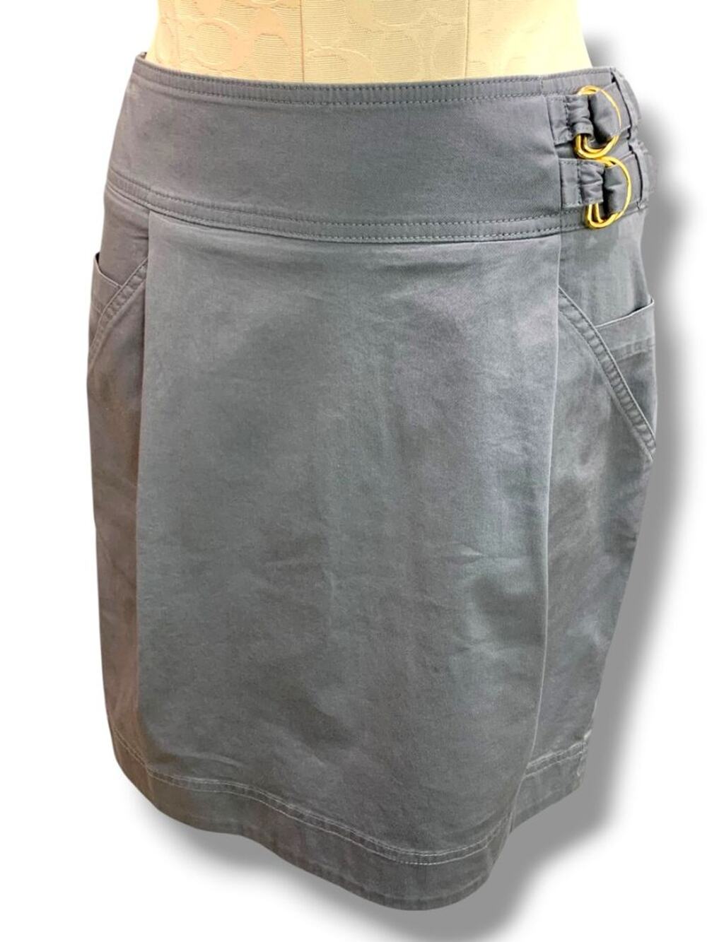 Size 8 Marc by Marc Jacobs Gray Skirt Pockets D Ring Buckle Detail